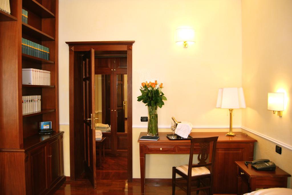 Luxury Ludovisi Rooms Rom Exterior foto