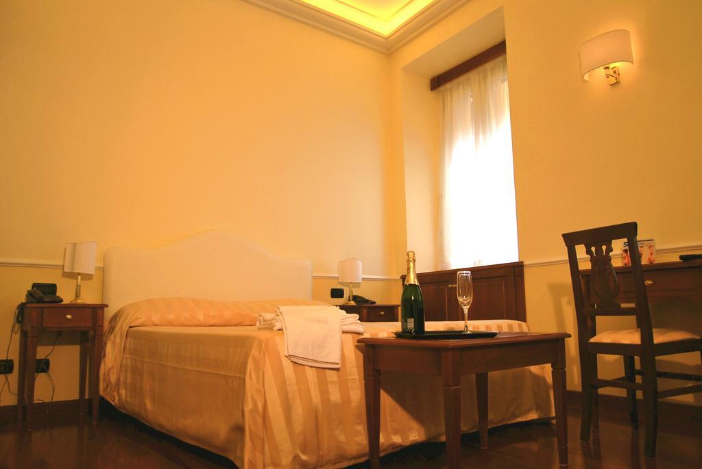 Luxury Ludovisi Rooms Rom Exterior foto