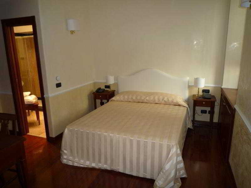 Luxury Ludovisi Rooms Rom Exterior foto